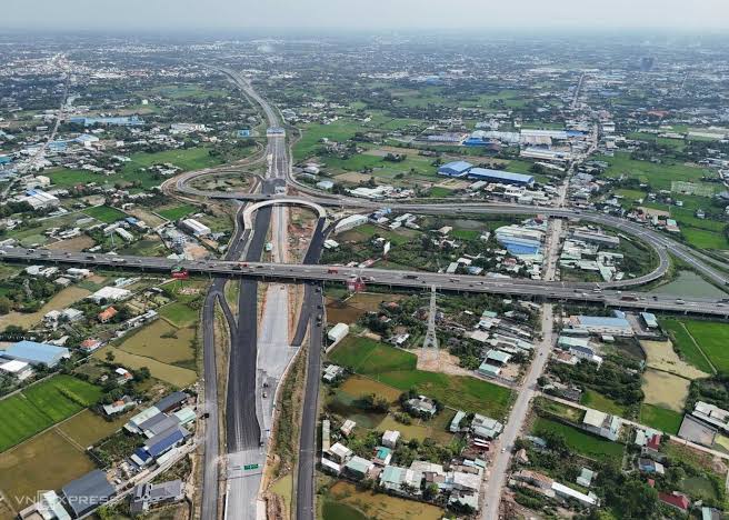 Hạ tầng giao thông thúc đẩy thị trường bất động sản Bến Lức