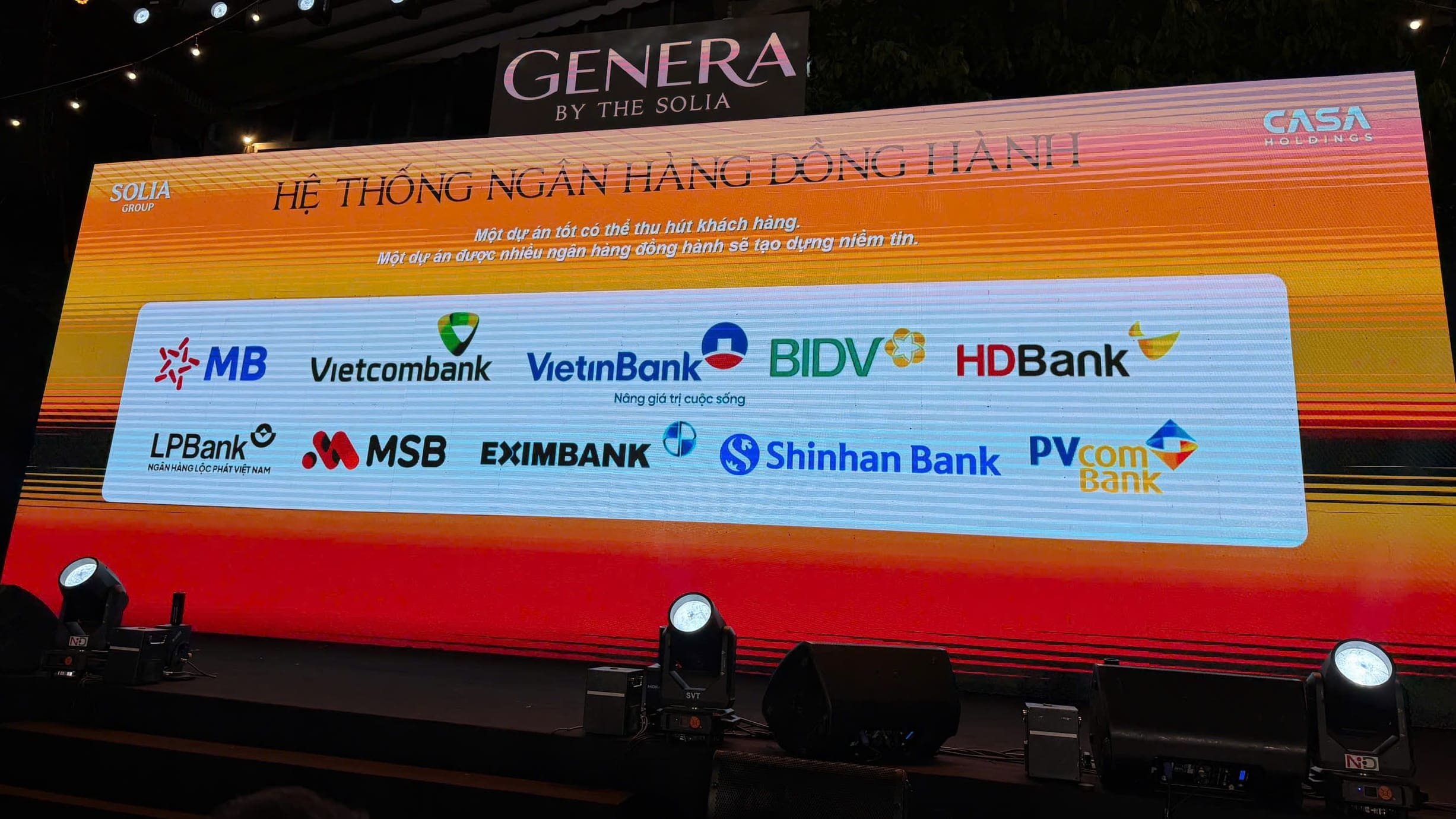 H&igrave;nh thực tế